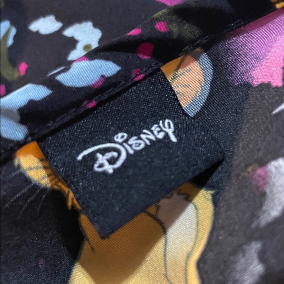 Disney Lion King Simba Print Short Sleeve Scrub Top - Picture 4 of 9